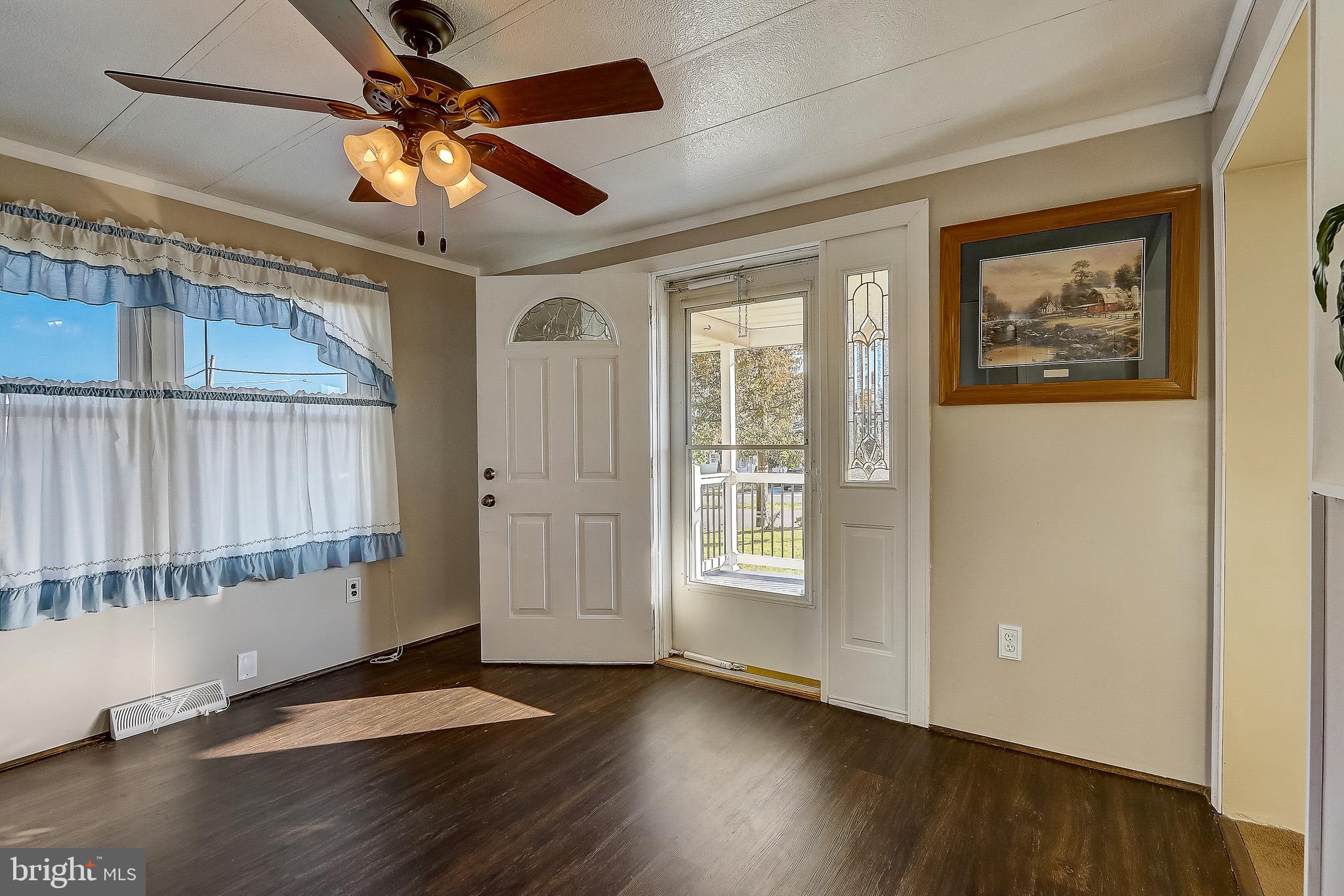 7714 Bay Front Road Sparrows Point, MD 21219 - Photo 5 of 69