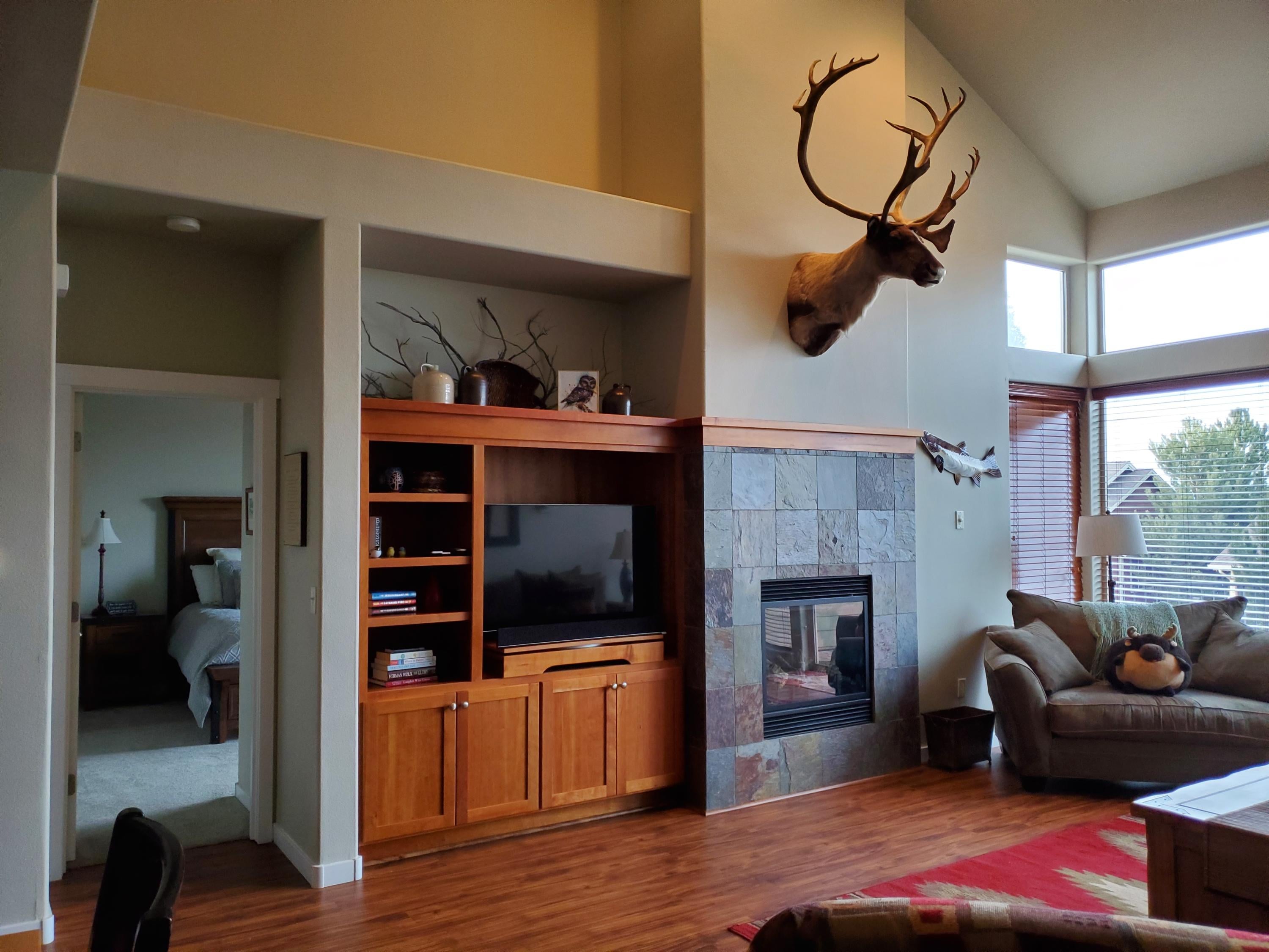 10671 Village Loop Redmond, OR 97756 - Photo 14 of 31 20201224_153049