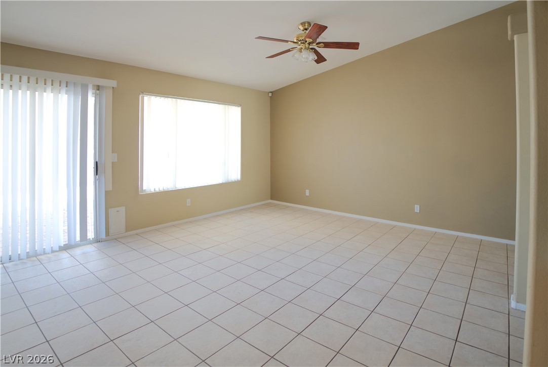 3505 Chedworth Road North Las Vegas, NV 89031 - Photo 11 of 34