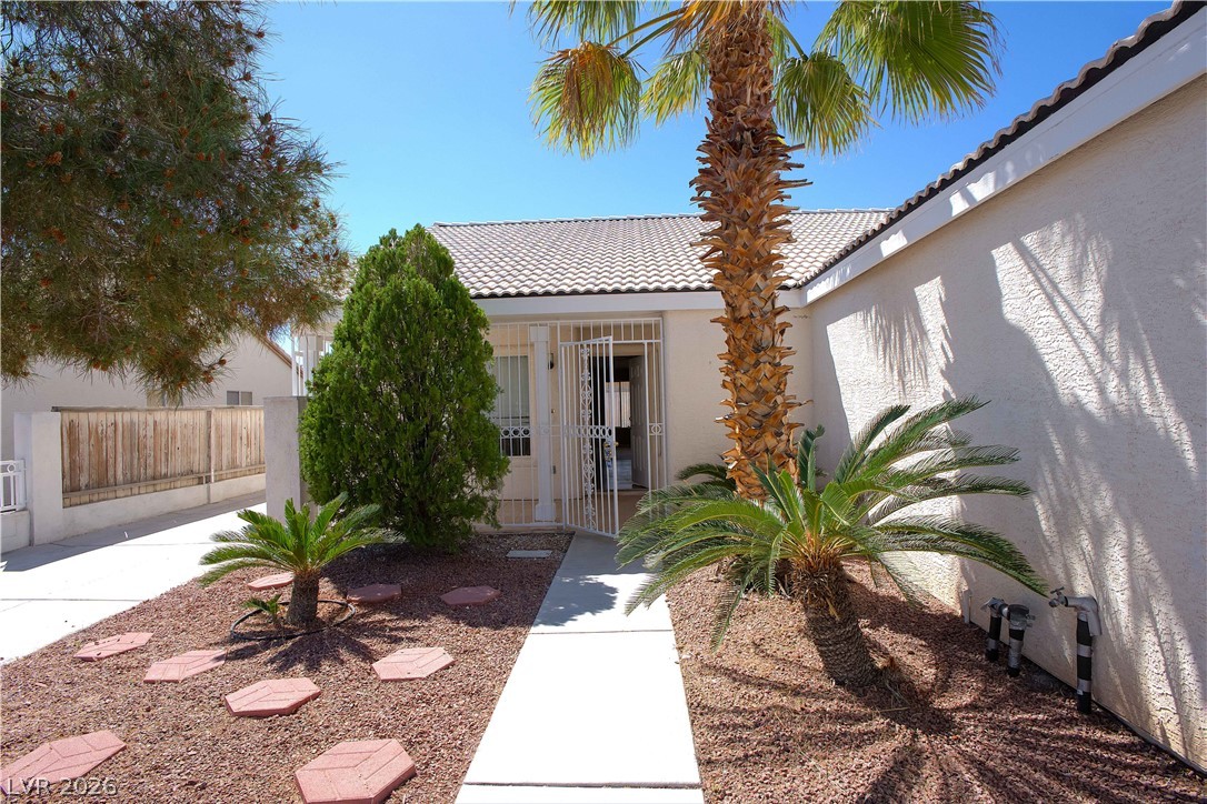 3505 Chedworth Road North Las Vegas, NV 89031 - Photo 2 of 34