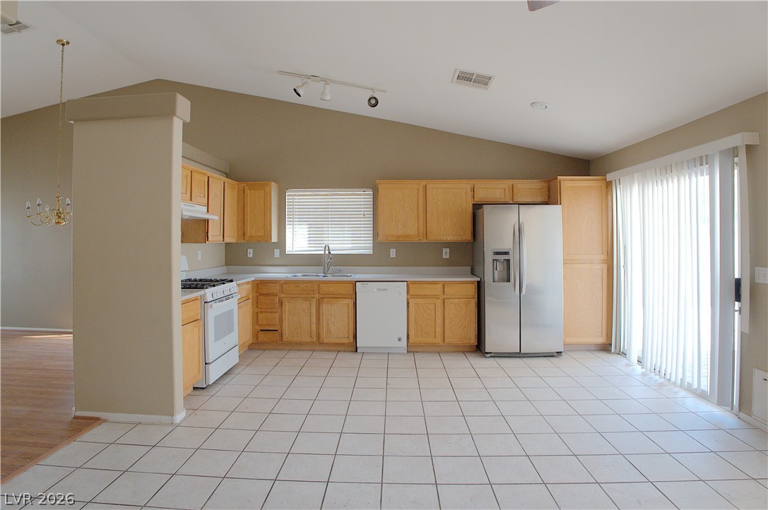 3505 Chedworth Road North Las Vegas, NV 89031 - Photo 10 of 34