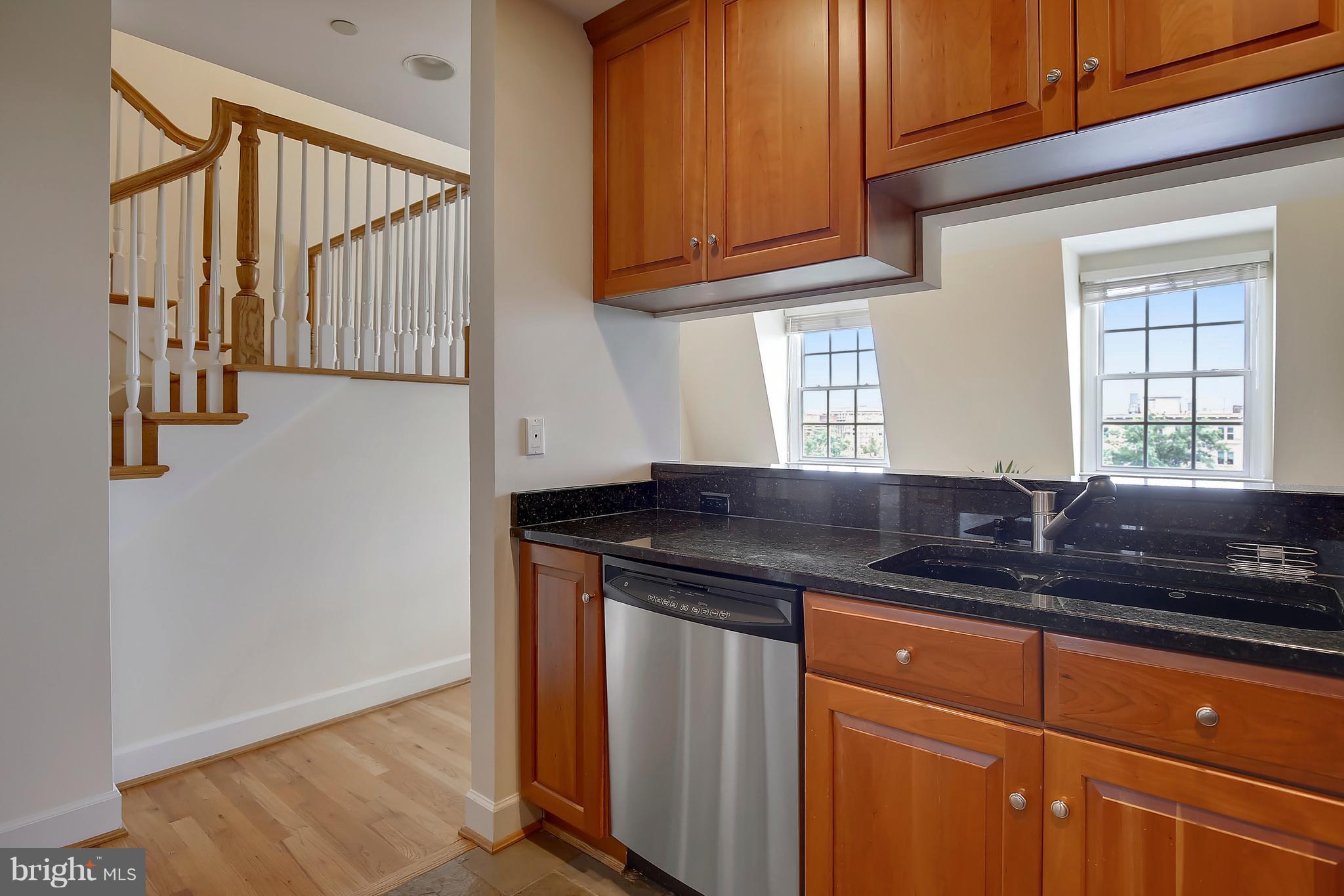 2125 S Street Northwest, Unit PH1 Washington, DC 20008 - Photo 5 of 26 Perfect for Entertaining While Cooking!