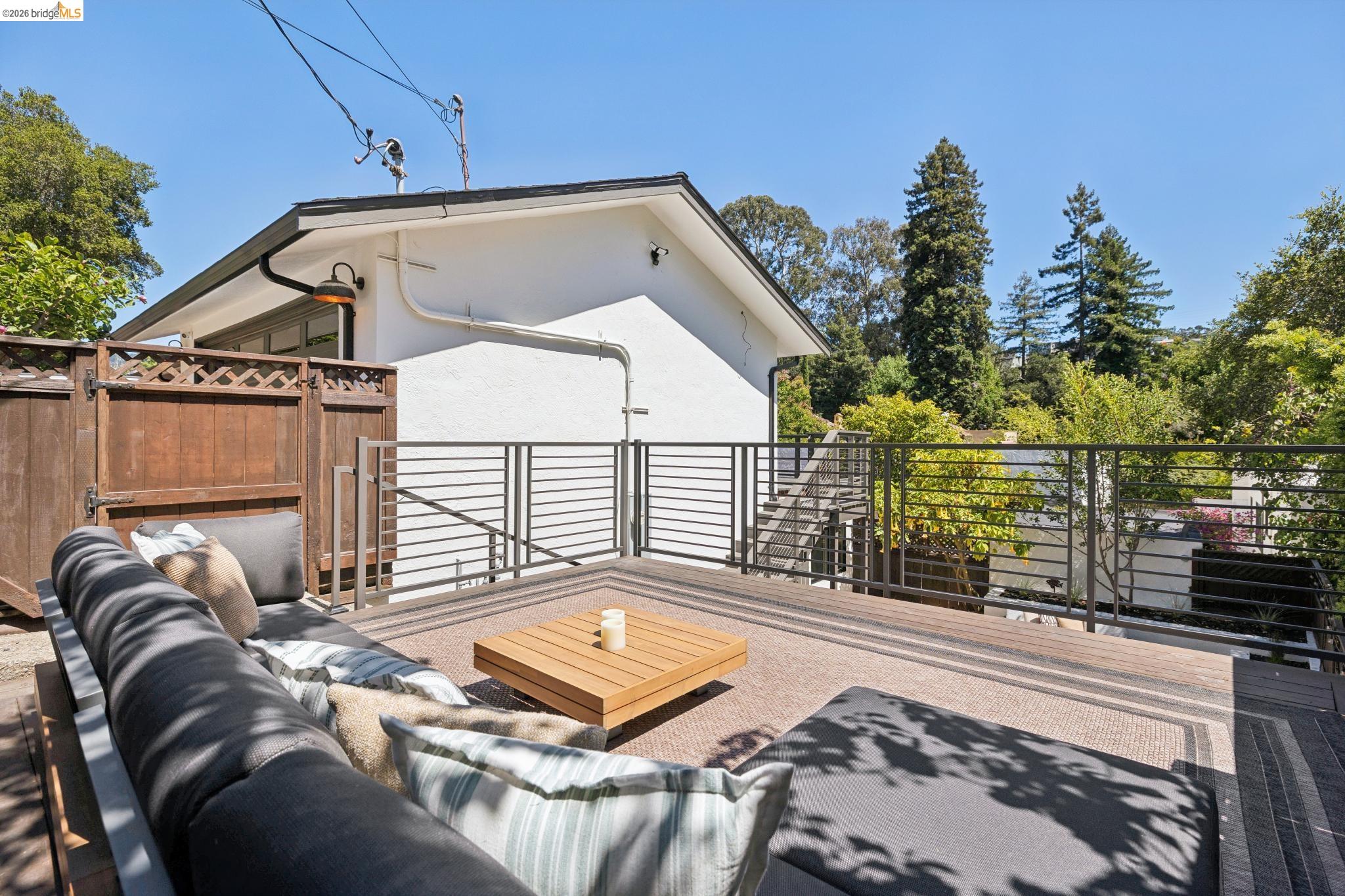 921 Underhills Road Oakland, CA 94610 - Photo 86 of 97