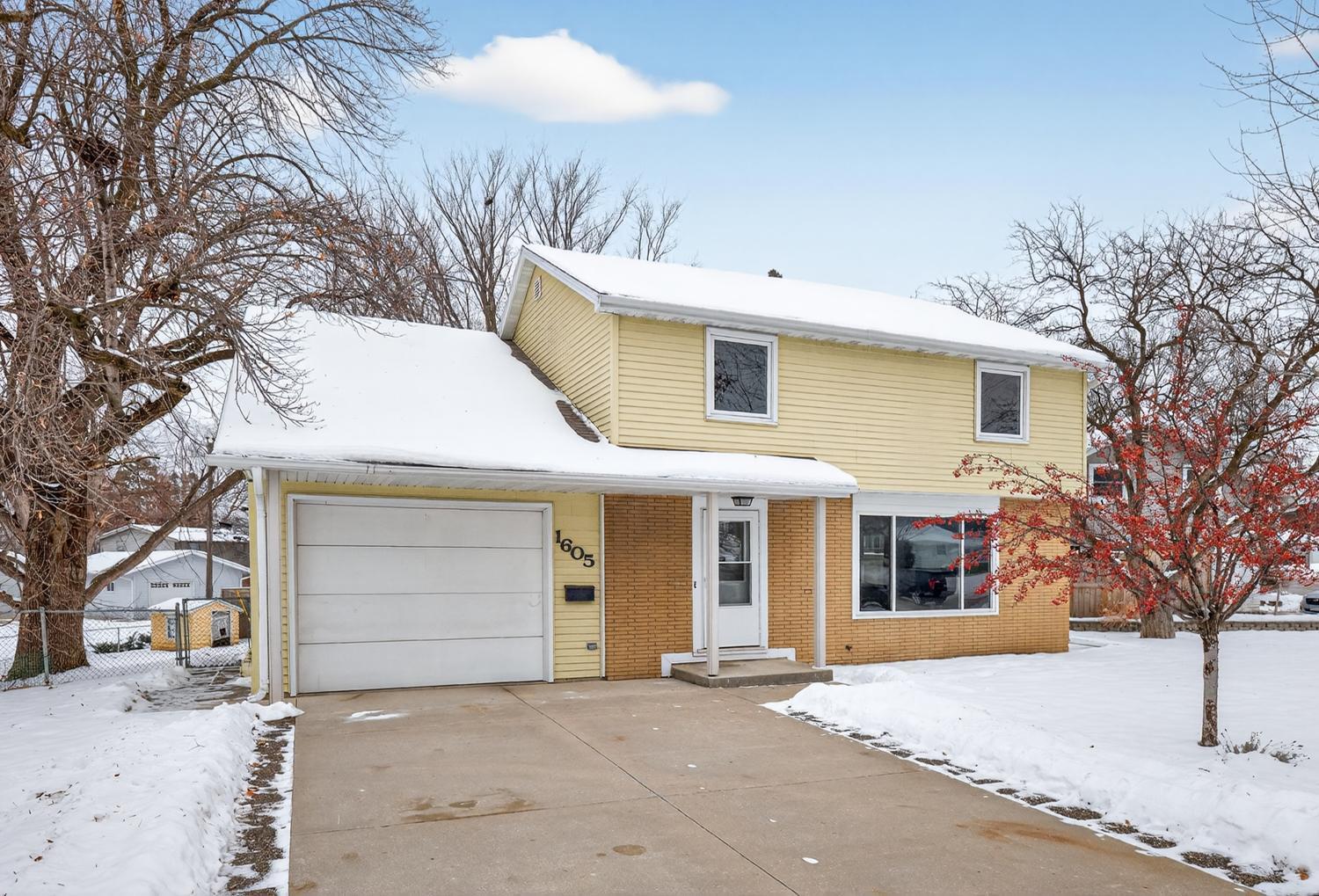 1605 22nd Street Northwest Rochester, MN 55901 - Photo 40 of 44