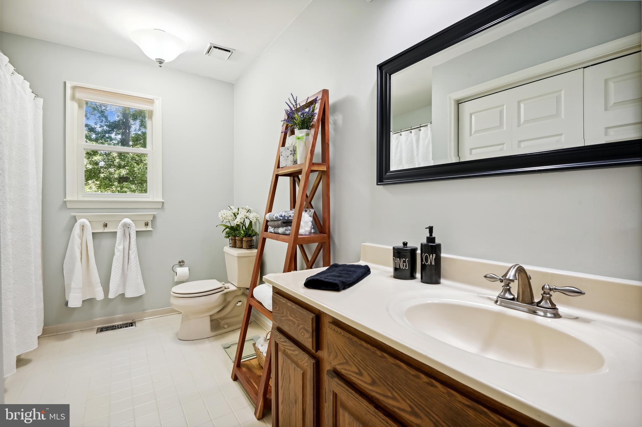 295 Locust Ridge Lane Arnold, MD 21012 - Photo 16 of 56 Hall Full Bath has a Laundry Closet