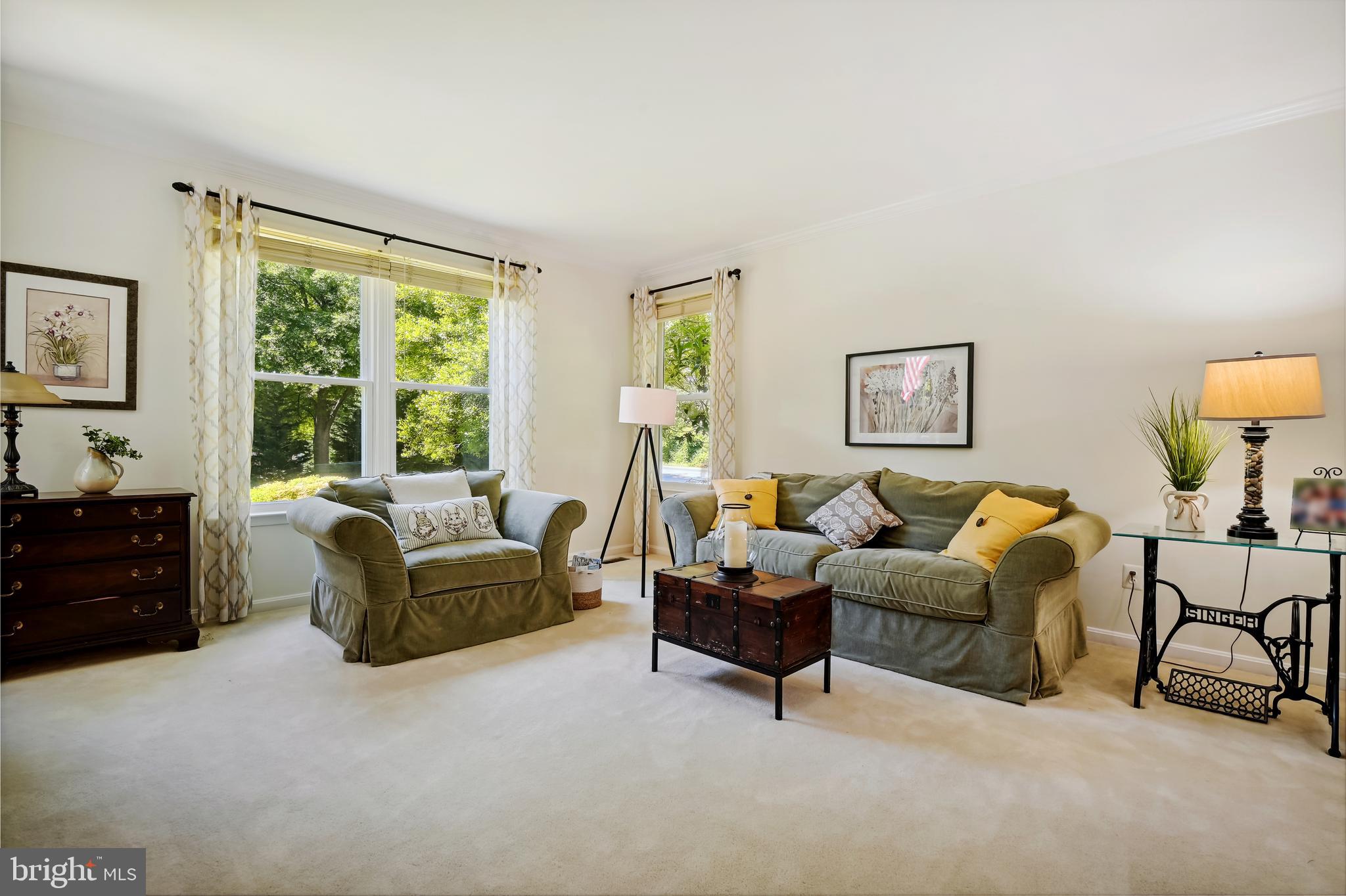 295 Locust Ridge Lane Arnold, MD 21012 - Photo 23 of 56 Living Room