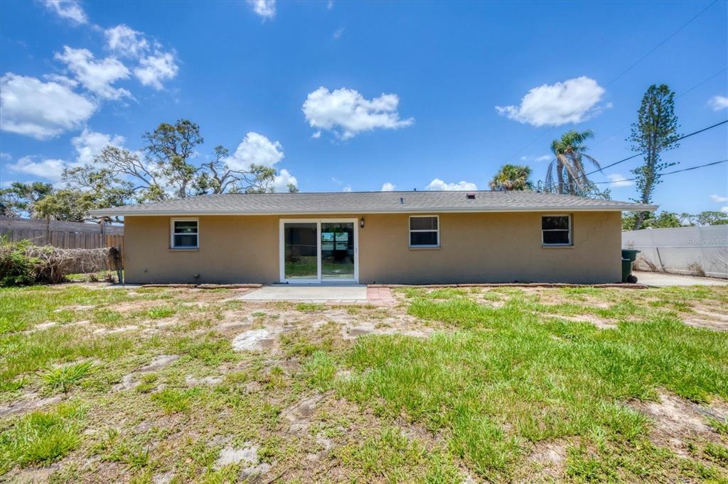 1533 Olympia Road Venice, FL 34293 - Photo 32 of 42 Gallery Image 32