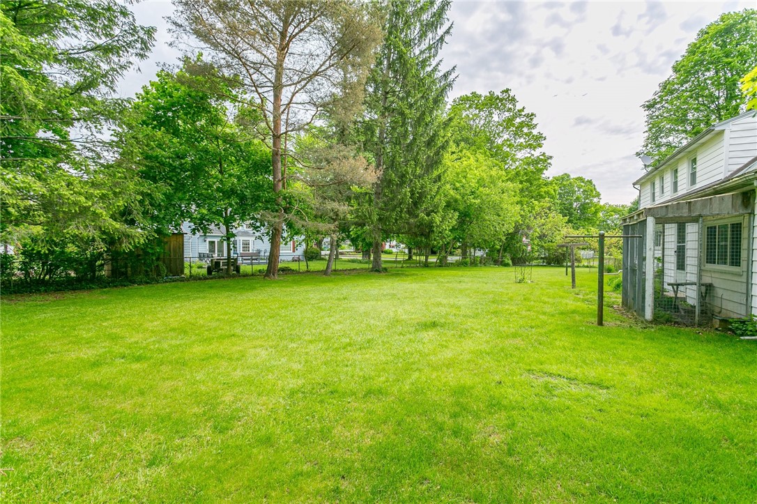 320 Grand Circle Caledonia, NY 14423 - Photo 8 of 35