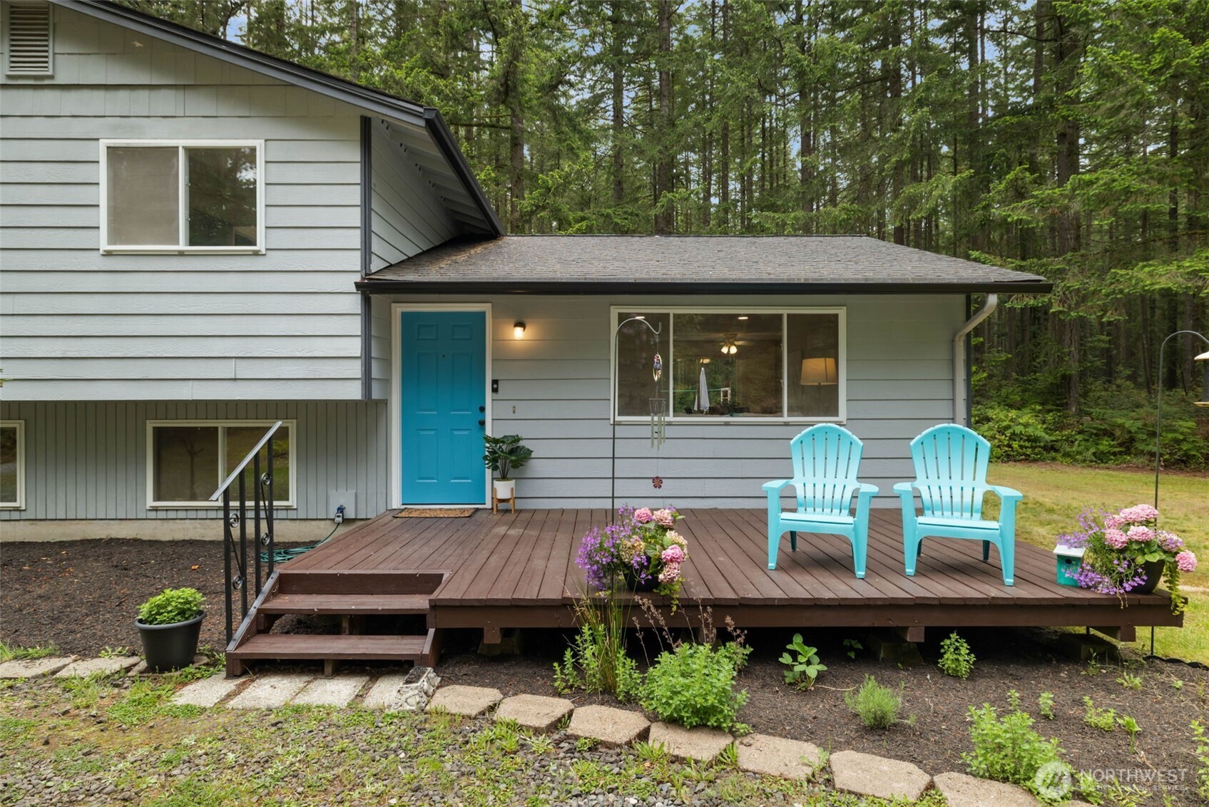 6951 Southeast Olalla Valley Road Port Orchard, WA 98367 - Photo 1 of 40