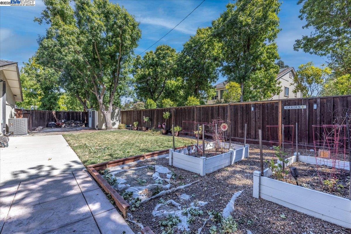 1766 Risdon Road Concord, CA 94518 - Photo 42 of 54