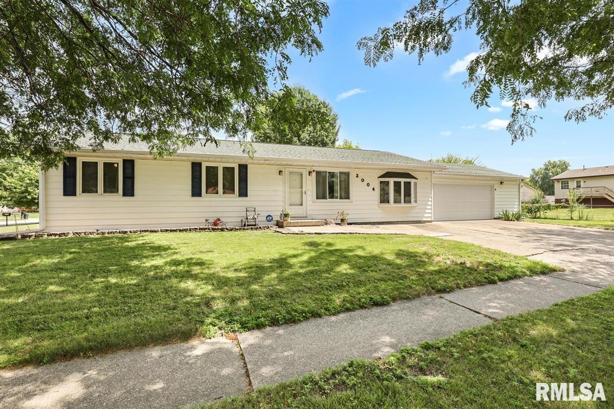 2004 Scarbrough Road Springfield, IL 62702 - Photo 1 of 25