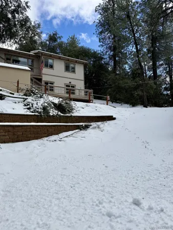 $575,000 | 27720 Saunders Meadow Road, Idyllwild, CA 92549