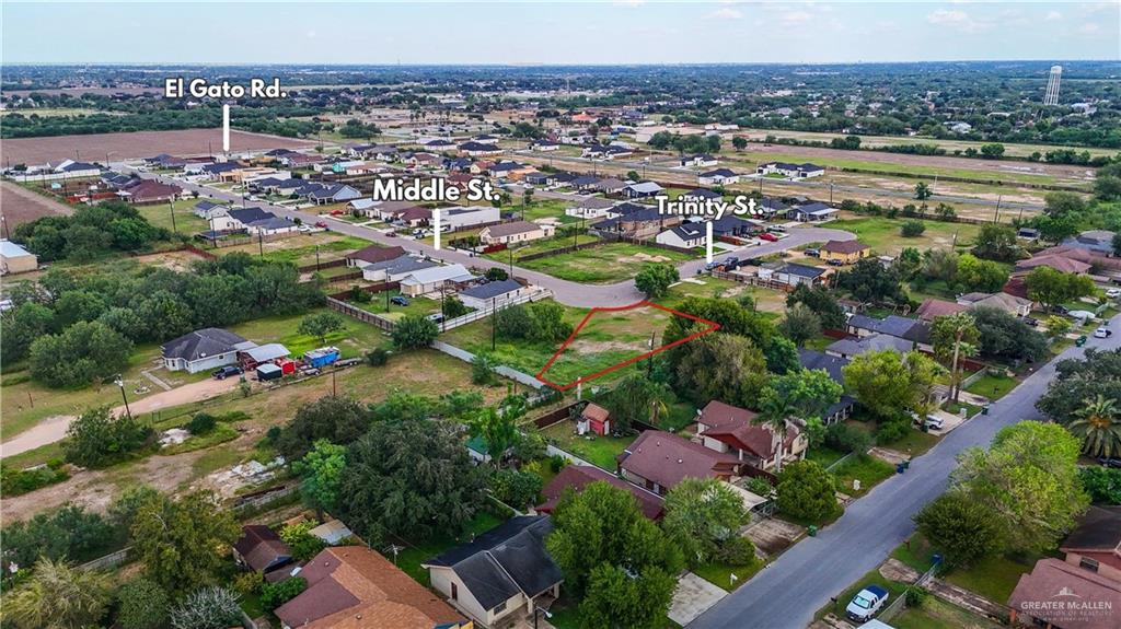 917 Trinity Street Alamo, TX 78516 - Photo 3 of 6 a view of a city