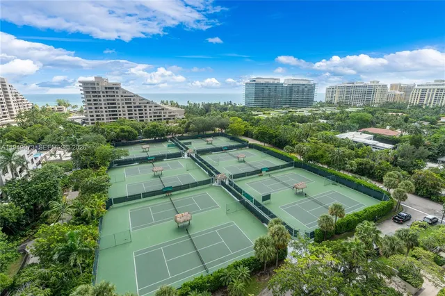 $7,900 | 201 Crandon Boulevard, Unit 107, Key Biscayne, FL 33149
