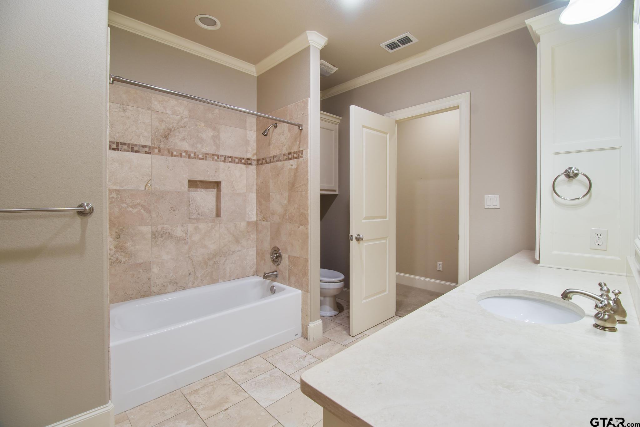 3025 Stonegate Boulevard Tyler, TX 75703 - Photo 30 of 48