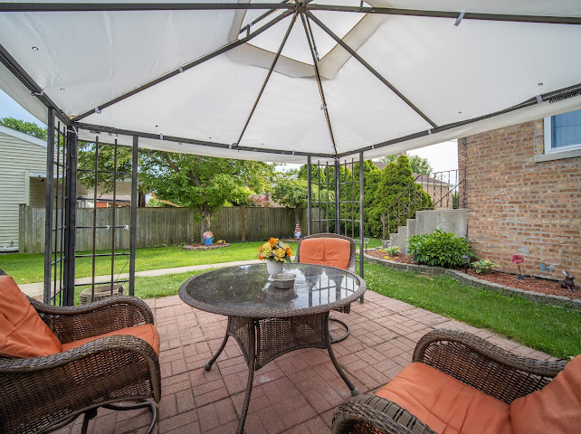 5107 South Luna Avenue Chicago, IL 60638 - Photo 14 of 15