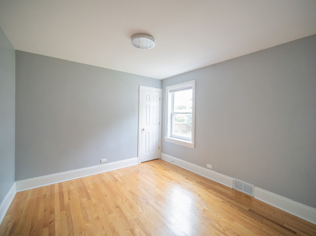 5107 South Luna Avenue Chicago, IL 60638 - Photo 7 of 15