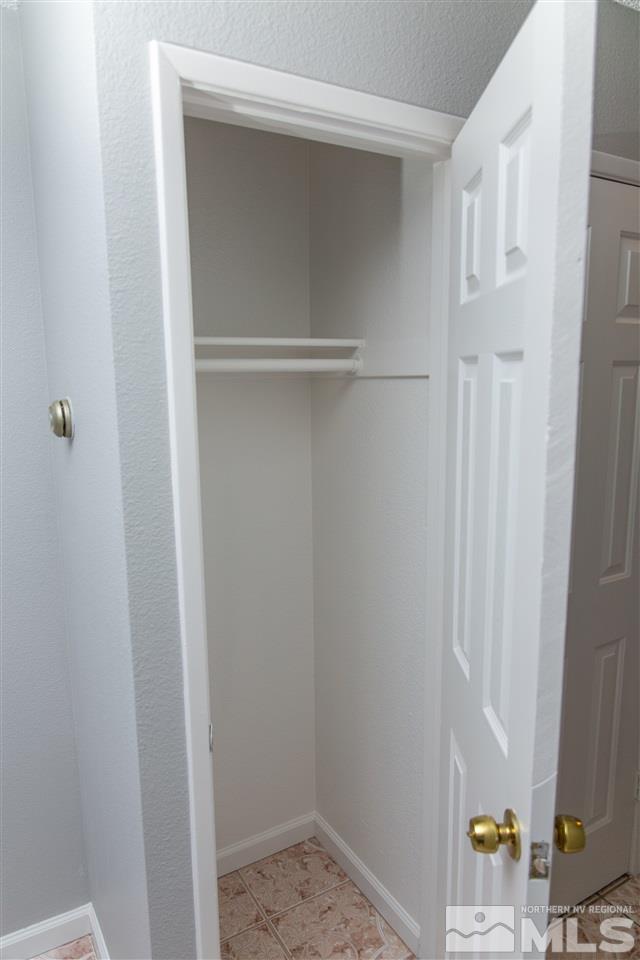 6545 Lotus Street Reno, NV 89506 - Photo 8 of 28 a view of walk in closet