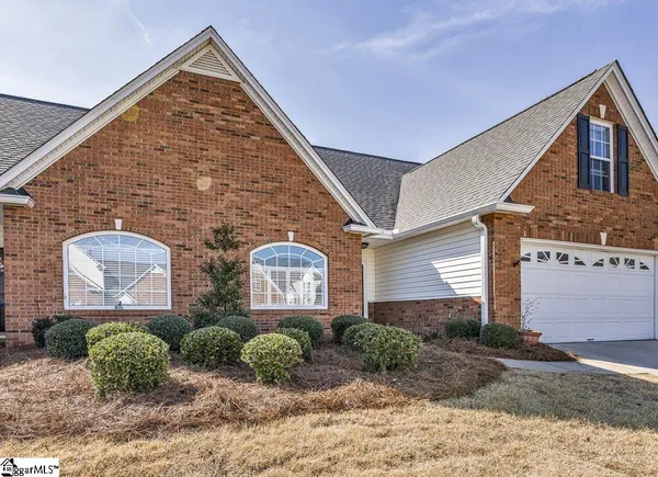 $1,890 | 205 Chadwyck Court, Greenville, SC 29615