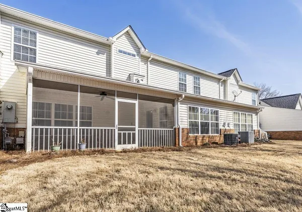 $1,890 | 205 Chadwyck Court, Greenville, SC 29615