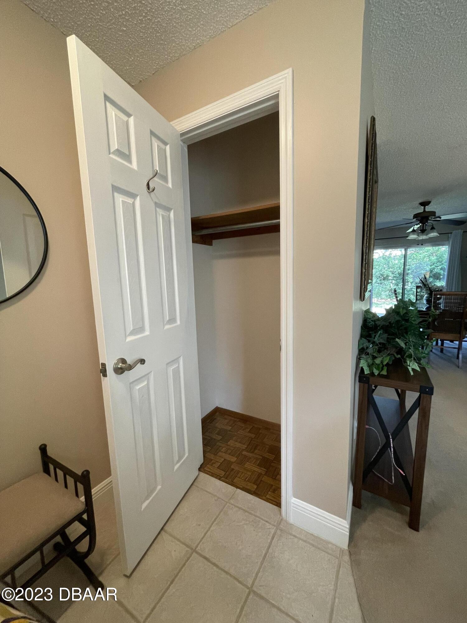 261 Manhattan Way Port Orange, FL 32129 - Photo 4 of 27 IMG_0981