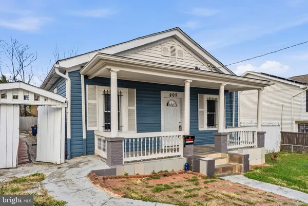 $348,000 | 805 Eastern Avenue Northeast, Capitol Heights, MD 20743