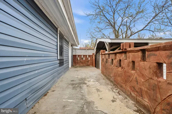 $348,000 | 805 Eastern Avenue Northeast, Capitol Heights, MD 20743