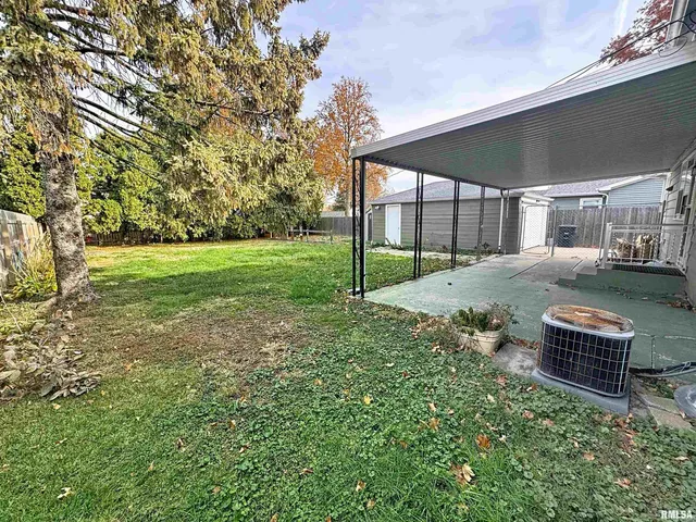 $169,900 | 3855 26th Avenue, Rock Island, IL 61201