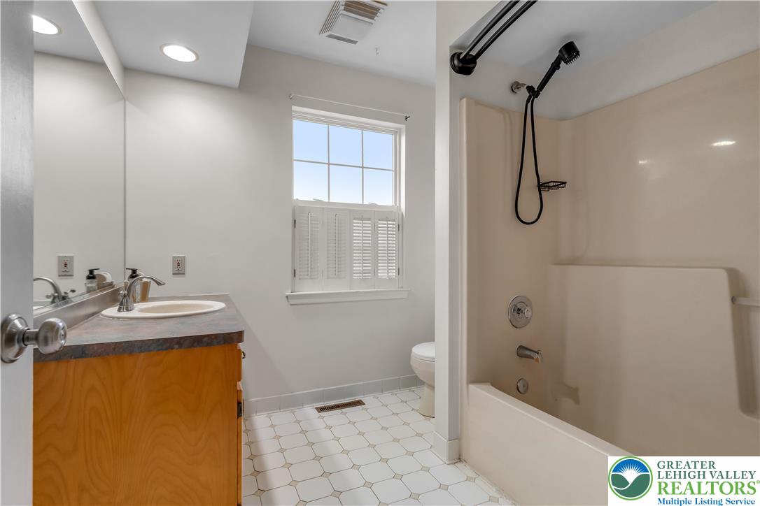 174 Cherry Hill Road Nazareth, PA 18064 - Photo 34 of 54