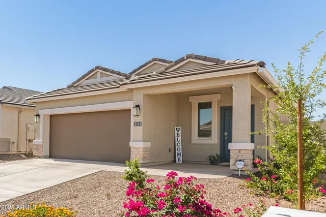 $2,250 | 2131 West Shelly Avenue, Apache Junction, AZ 85120
