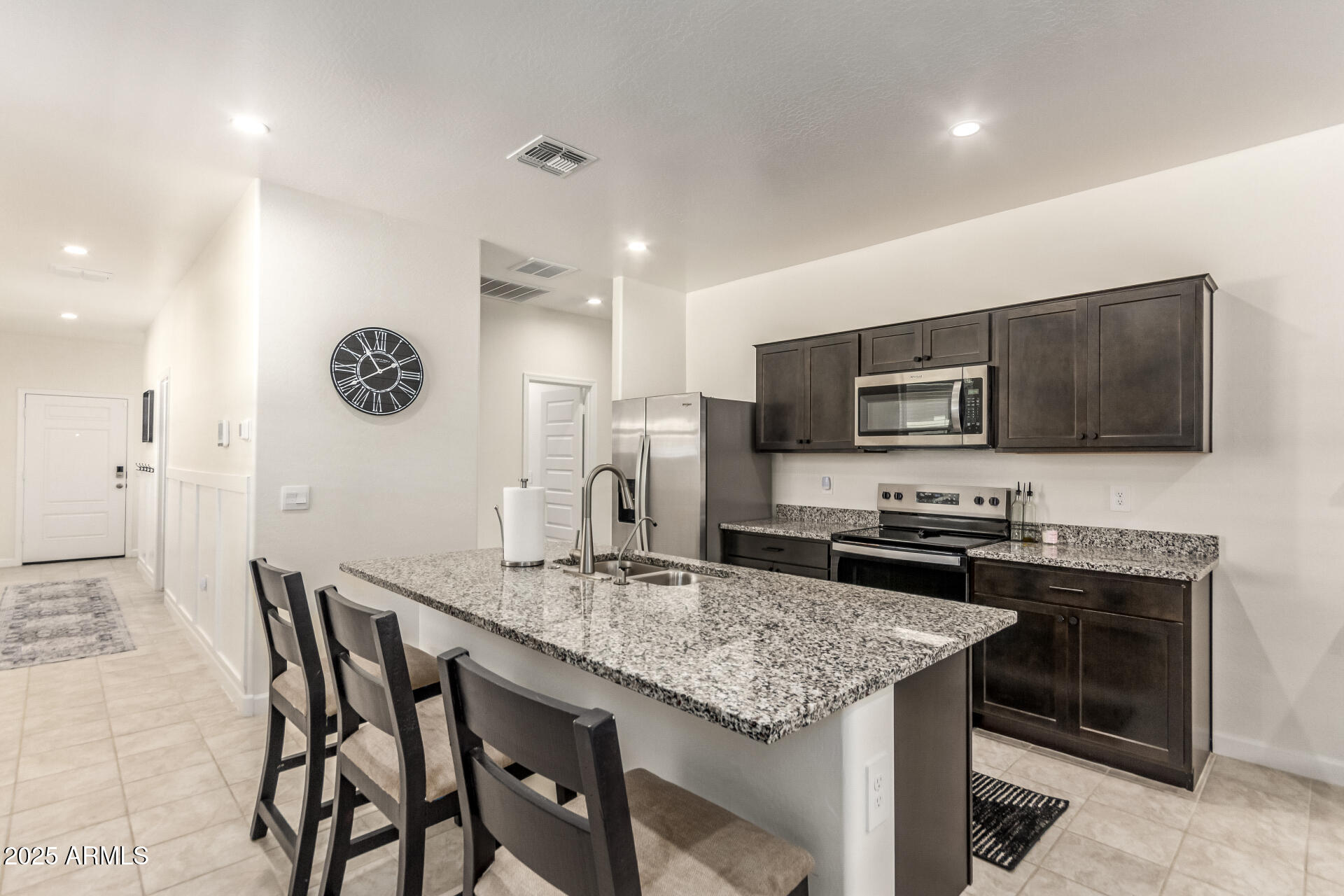 2131 West Shelly Avenue Apache Junction, AZ 85120 - Photo 11 of 31 11 Shelly