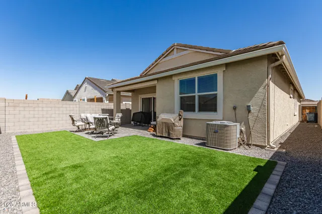 $2,250 | 2131 West Shelly Avenue, Apache Junction, AZ 85120