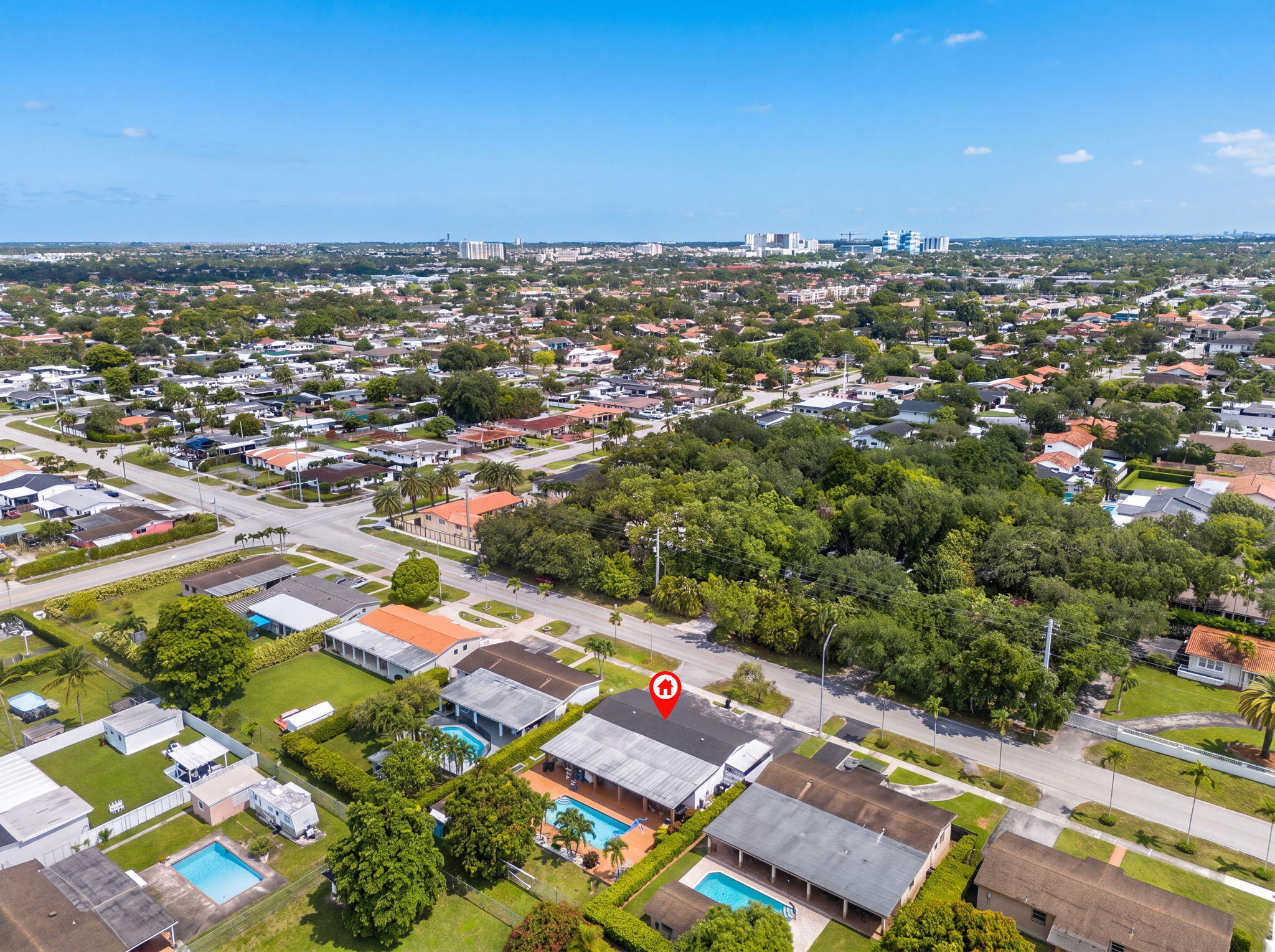 10040 Southwest 32nd Street Miami, FL 33165 - Photo 24 of 28 34-web-or-mls-Exterior_DJI_2026052210220