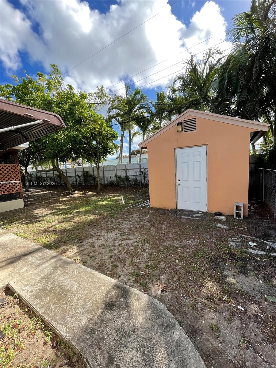 6614 Southwest 20th Street Miramar, FL 33023 - Photo 25 of 28 a view of a backyard