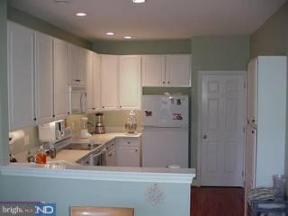 109 Inis Way Malvern, PA 19355 - Photo 3 of 6 Gallery Image 3