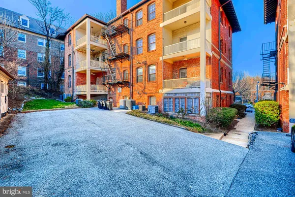 $229,500 | 903 West University Parkway, Unit 402, Baltimore, MD 21210