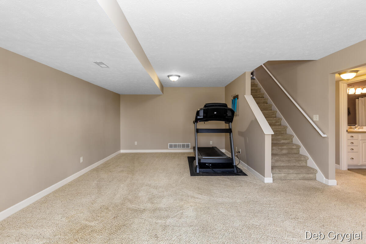 8308 Ridgestone Drive Southwest Byron Center, MI 49315 - Photo 20 of 30 8308-Ridgestone_019