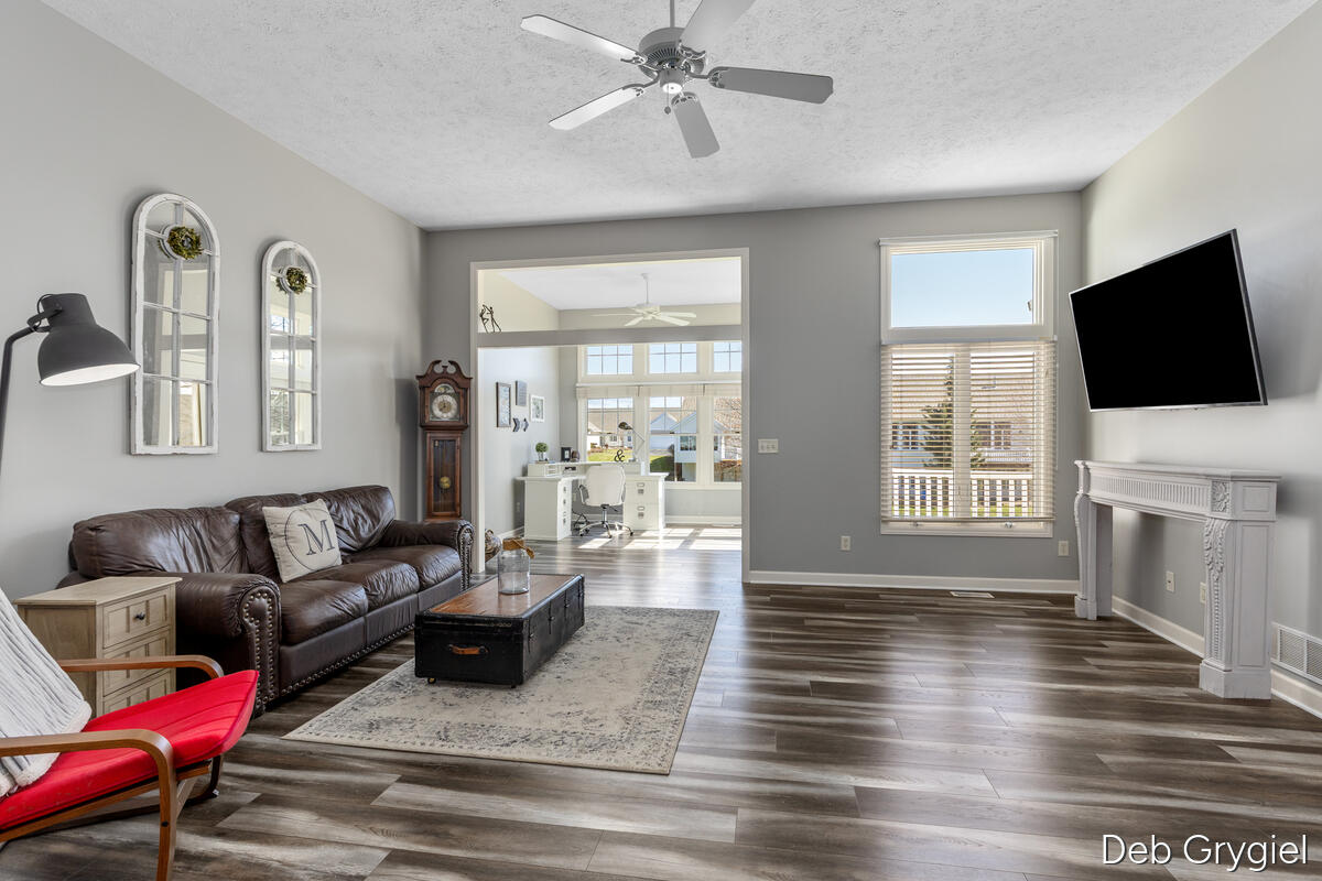 8308 Ridgestone Drive Southwest Byron Center, MI 49315 - Photo 9 of 30 8308-Ridgestone_011