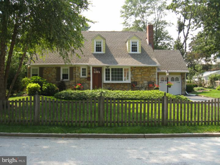 6 Braxton Road Rosemont, PA 19010 - Photo 1 of 22 Exterior Front