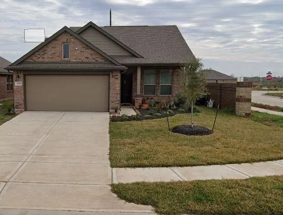 $2,000 | 3335 Paddock Landing Street, Richmond, TX 77406