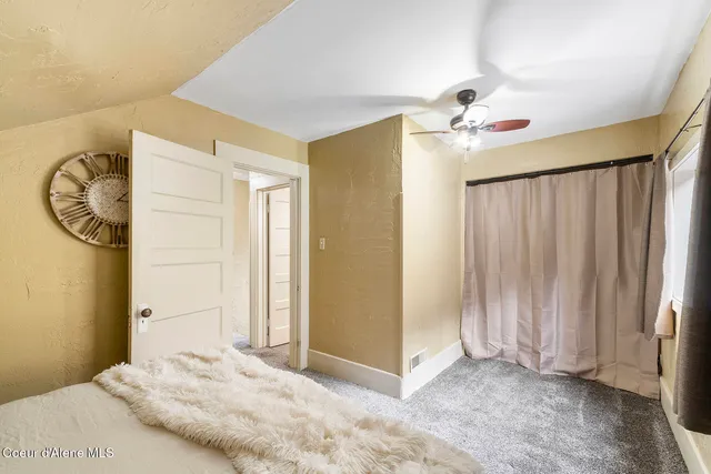 $379,900 | 457 East Market Avenue, Kellogg, ID 83837