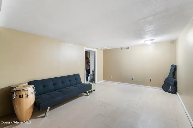 $379,900 | 457 East Market Avenue, Kellogg, ID 83837