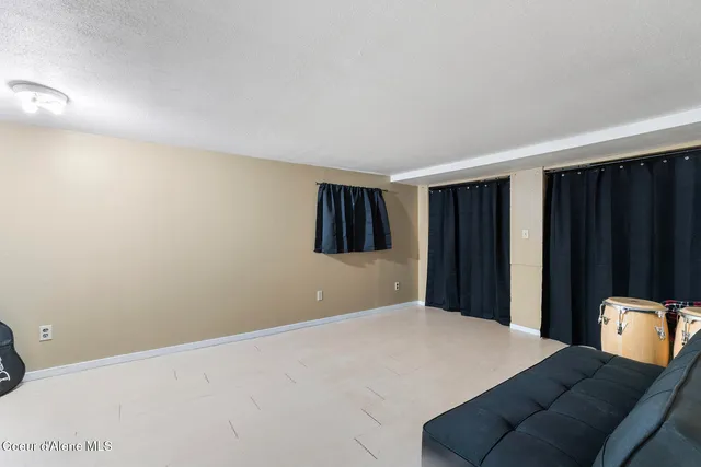 $379,900 | 457 East Market Avenue, Kellogg, ID 83837