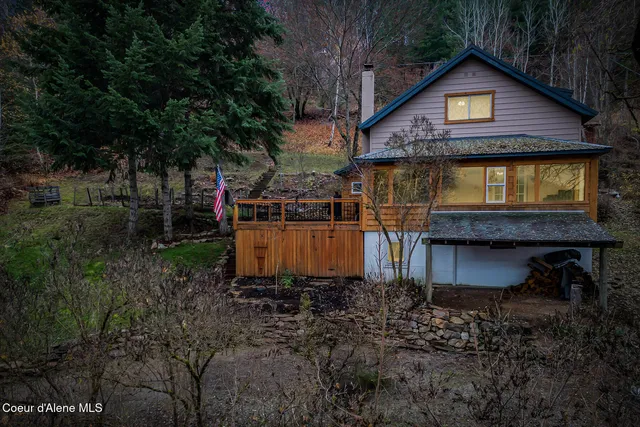 $379,900 | 457 East Market Avenue, Kellogg, ID 83837