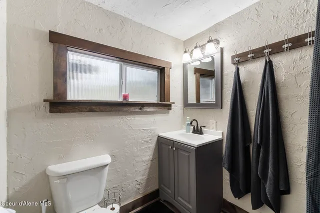 $379,900 | 457 East Market Avenue, Kellogg, ID 83837