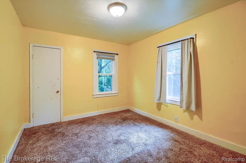 7074 North State Road Davison, MI 48423 - Photo 14 of 23