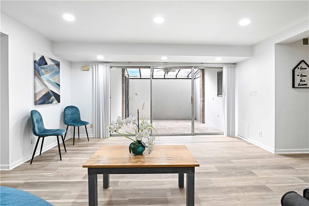 4300 Roswell Road Northeast, Unit 34 Atlanta, GA 30342 - Photo 14 of 34