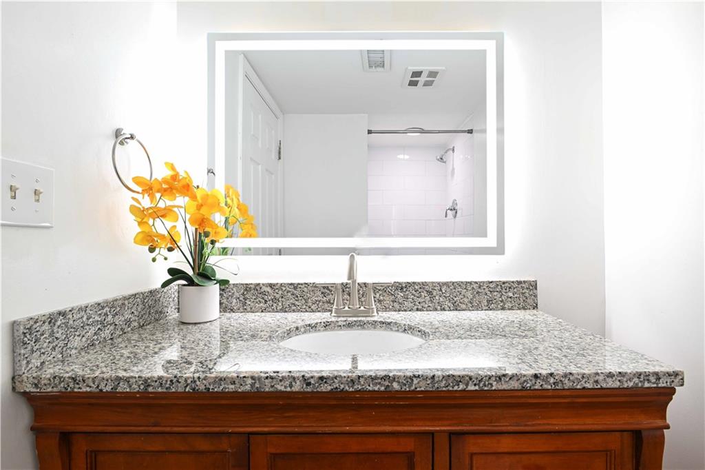 4300 Roswell Road Northeast, Unit 34 Atlanta, GA 30342 - Photo 24 of 34