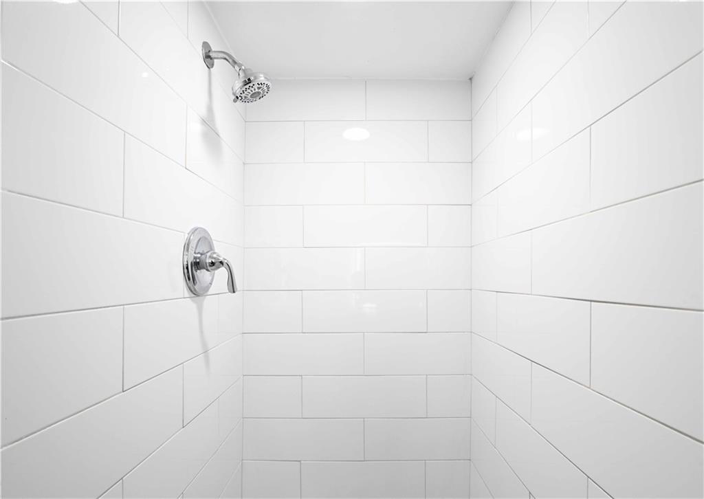 4300 Roswell Road Northeast, Unit 34 Atlanta, GA 30342 - Photo 25 of 34