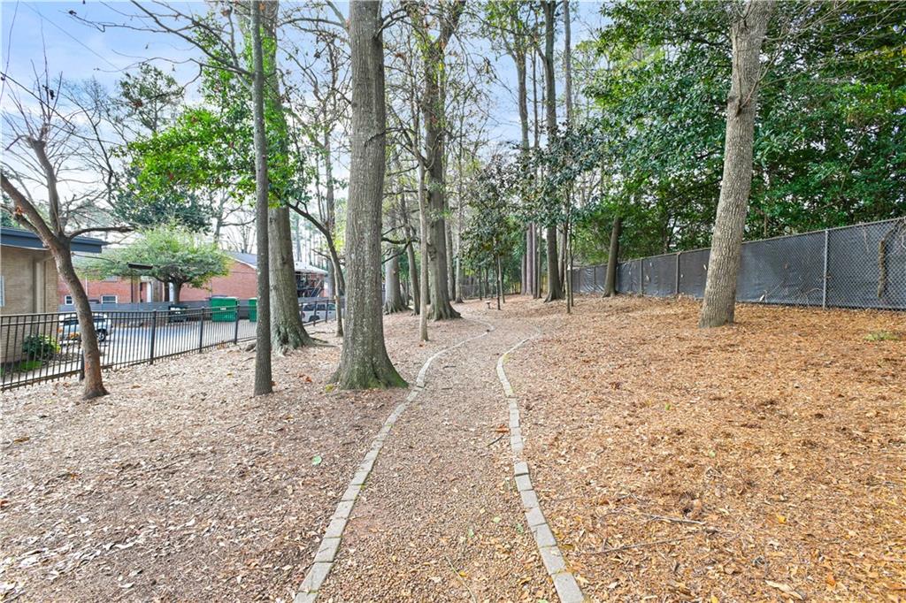 4300 Roswell Road Northeast, Unit 34 Atlanta, GA 30342 - Photo 28 of 34